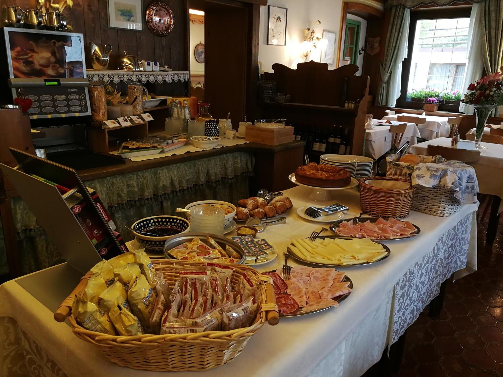 Digonera Historic Hotel B&B 로카 피에토레 외부 사진